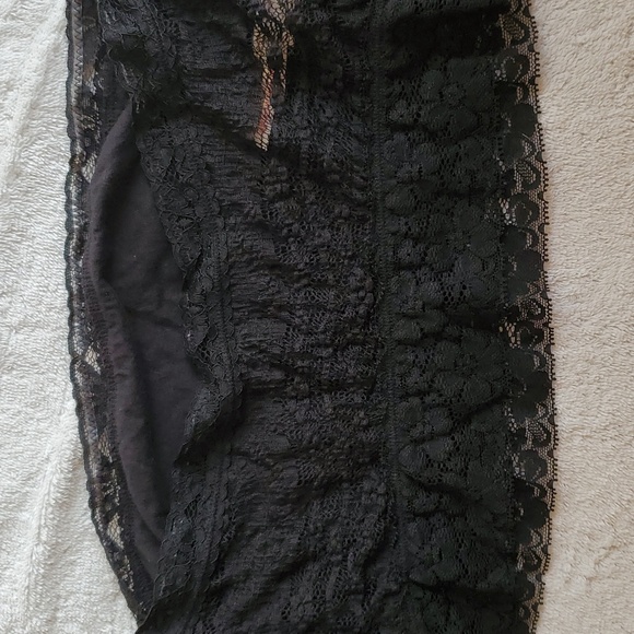 Black lace bandeau Strapless Bra, lined front, tag says XL? IntimateFree People - Picture 3 of 4